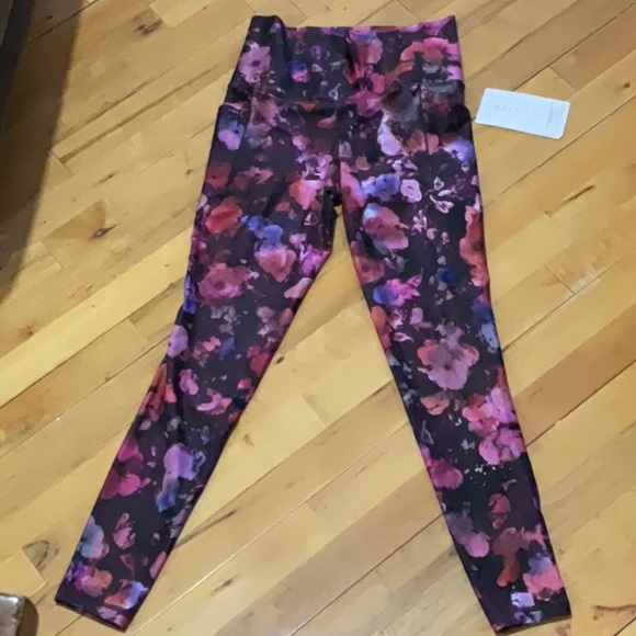 Atleta Salutation Stash Pocket Printed Tight - Picture 7 of 15